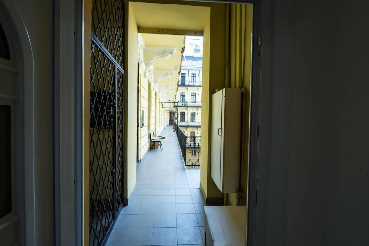 Brand New With Aircon In The Center Apartament Budapesta
